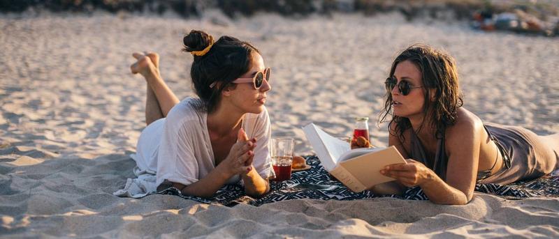 Zomerse menstruatieproducten: wat werkt echt?