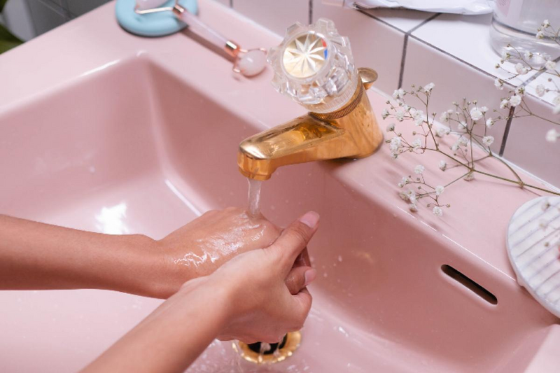 Dwangstoornis handen wassen kraan